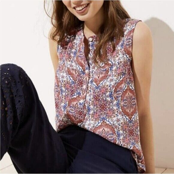 LOFT Tops - Loft Paisley Print Tank Top w/ Button Collar and Front Pockets. Sz M. Great Cond